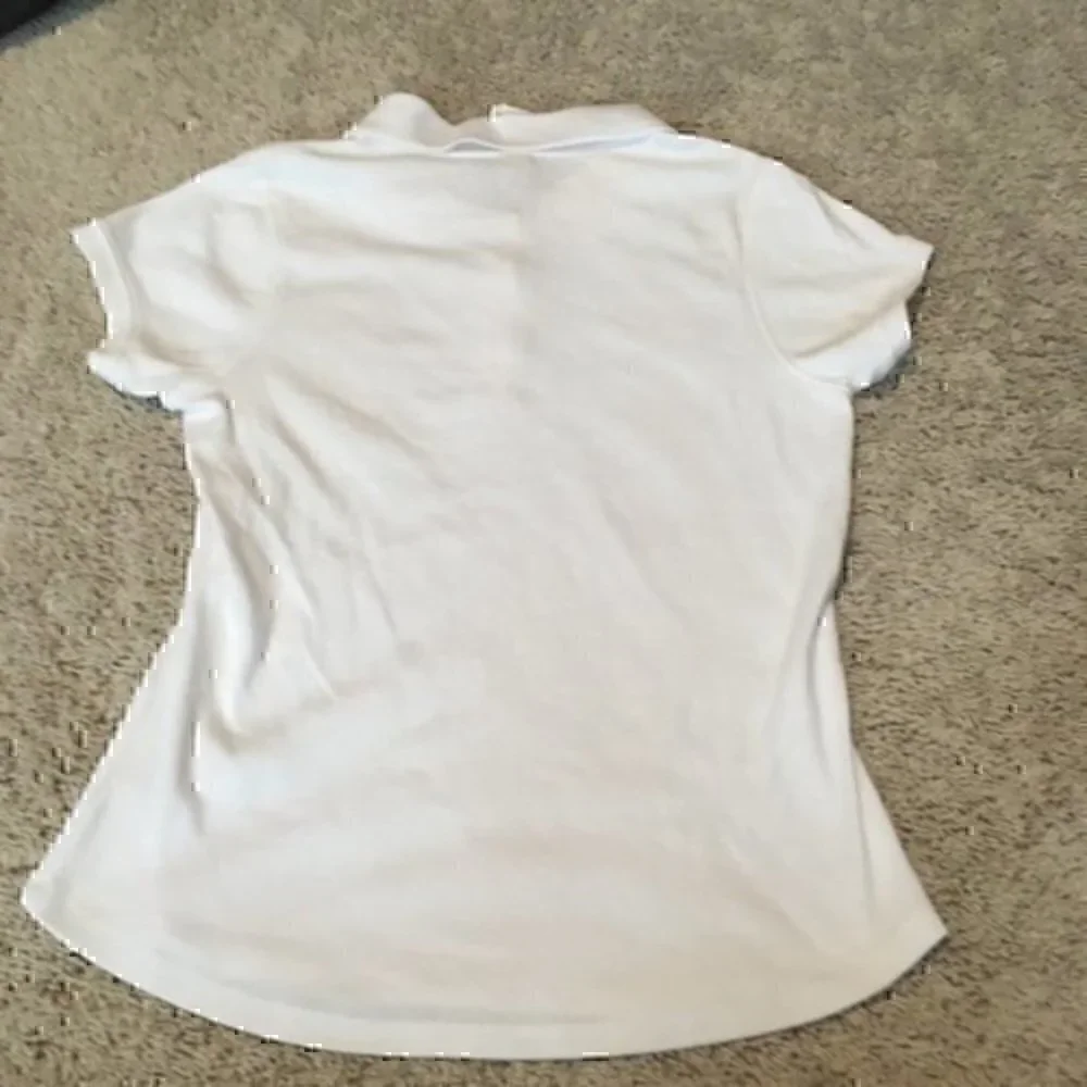 Girls size xlarge white Shamu Sea World polo